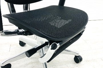 【未使用品】 自社保証有 エルゴヒューマンプロ2 オットマン 中古 ヘッドレスト付き ergohuman PRO2 Ottoman 中古オフィス家具 BKフレーム ブラックの画像