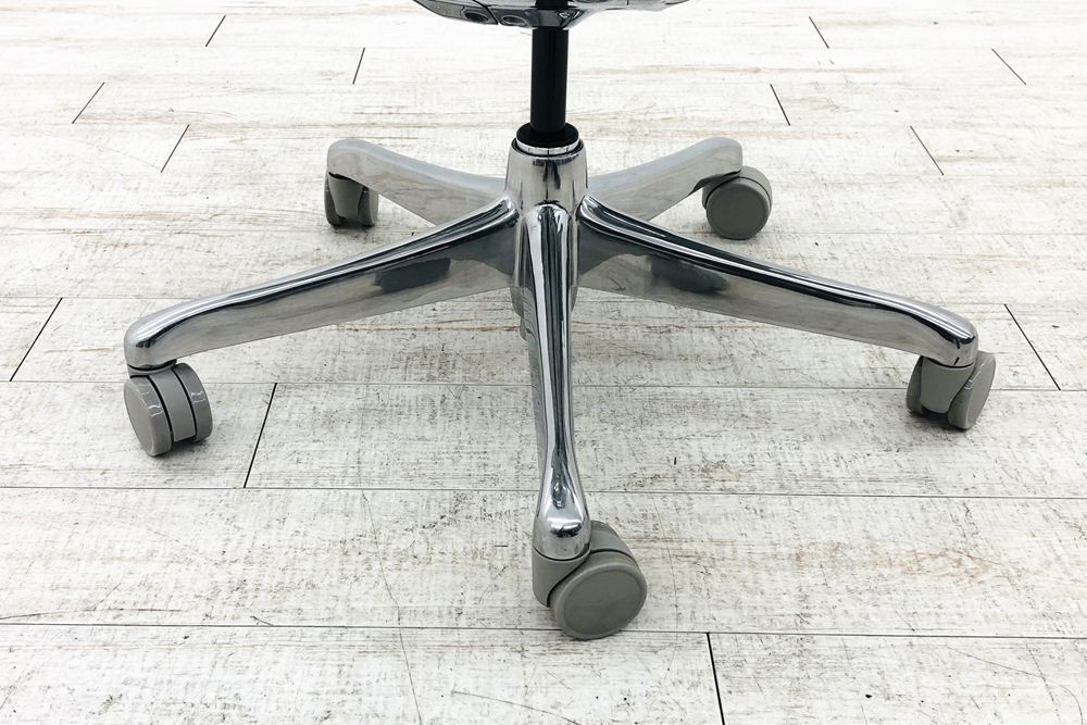 【未使用品】 自社保証有 エルゴヒューマンプロ2 オットマン 中古 ヘッドレスト付き ergohuman PRO2 Ottoman 中古オフィス家具 GYフレーム ホワイトメッシュの画像