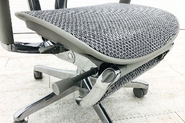 【未使用品】 自社保証有 エルゴヒューマンプロ2 オットマン 中古 ヘッドレスト付き ergohuman PRO2 Ottoman 中古オフィス家具 GYフレーム ホワイトメッシュの画像