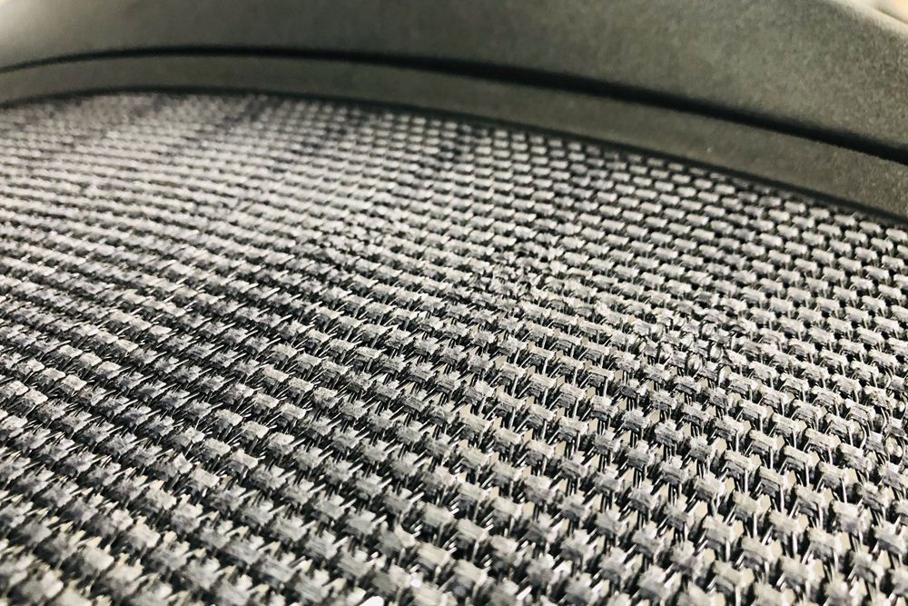 アーロンチェア タキシードメッシュ 中古 Bサイズ フル装備 ハーマンミラー Herman Miller 中古オフィス家具 肘レバー アルミ脚の画像