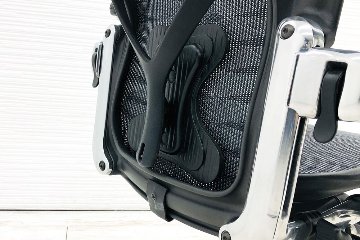 アーロンチェア タキシードメッシュ 中古 Bサイズ フル装備 ハーマンミラー Herman Miller 中古オフィス家具 肘レバー アルミ脚の画像