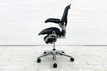 アーロンチェア タキシードメッシュ 中古 Bサイズ フル装備 ハーマンミラー Herman Miller 中古オフィス家具 肘レバー アルミ脚の画像