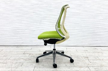 オカムラ シルフィーチェア 中古 ハイバック 肘無 Sylphy メッシュ 中古オフィス家具 ライムグリーンの画像