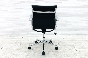 【リプロダクトチェア】 アルミナムチェア 複製品 中古 レザータイプ 中古オフィス家具 ミーティングチェアの画像