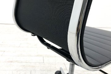 【リプロダクトチェア】 アルミナムチェア 複製品 中古 レザータイプ 中古オフィス家具 ミーティングチェアの画像