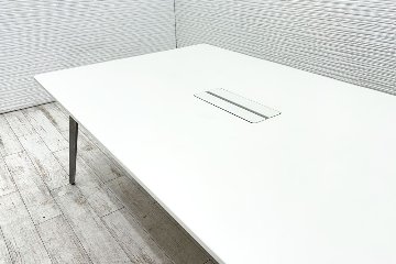 ウチダ レムナ 大型会議テーブル 中古 ミーティングテーブル 大型会議机 中古オフィス家具 ホワイト 4000/1200/720の画像