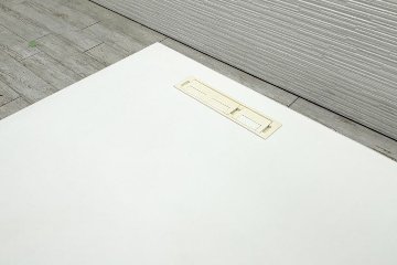 オカムラ スイフト 電動昇降デスク 中古 ホワイト 幅1550 中古オフィス家具 1550/775/650～1250の画像