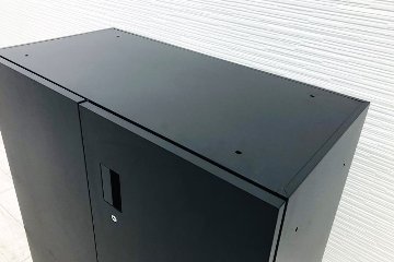 コクヨ エディア 両開き書庫 中古 下置き 収納家具 中古オフィス家具 天板付き ブラック 900/450/1100の画像