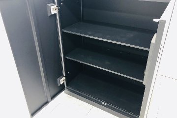 コクヨ エディア 両開き書庫 中古 下置き 収納家具 中古オフィス家具 天板付き ブラック 900/450/1100の画像