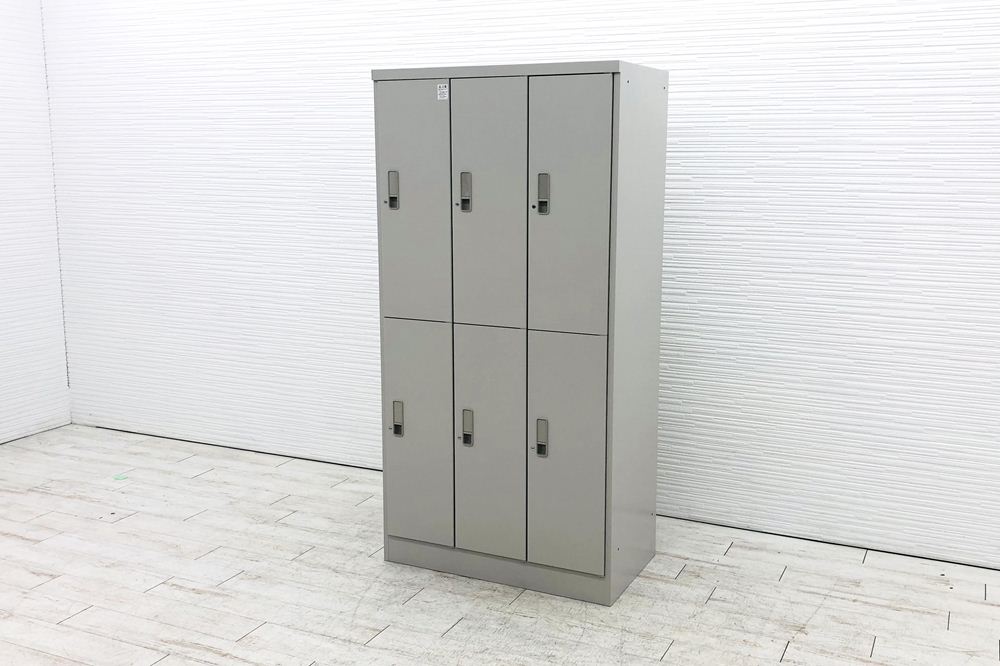 6人用ロッカー スチール 6人用 ロッカー イトーキ 中古 収納家具 縦型ロッカー シリンダー錠 中古オフィス家具 900/515/1790の画像