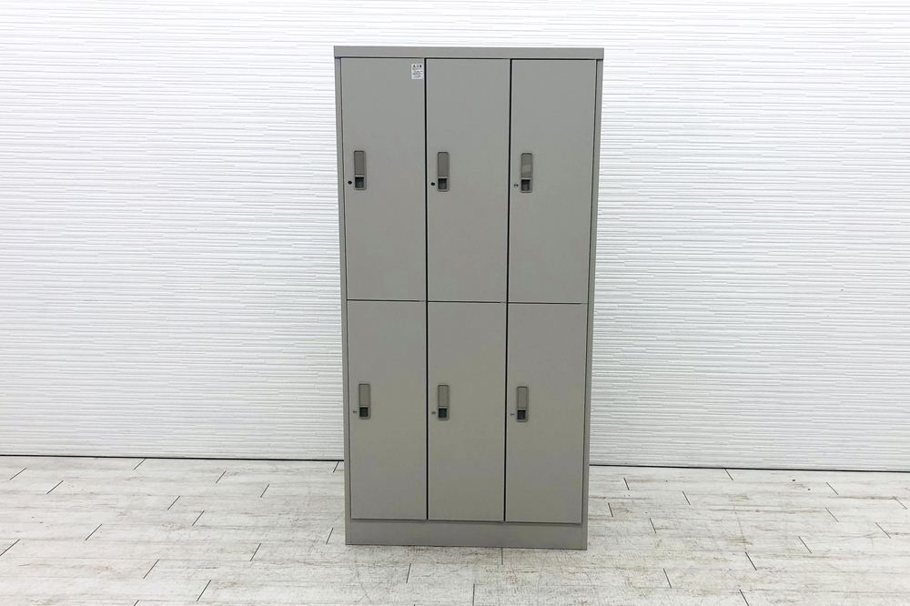 6人用ロッカー スチール 6人用 ロッカー イトーキ 中古 収納家具 縦型ロッカー シリンダー錠 中古オフィス家具 900/515/1790の画像