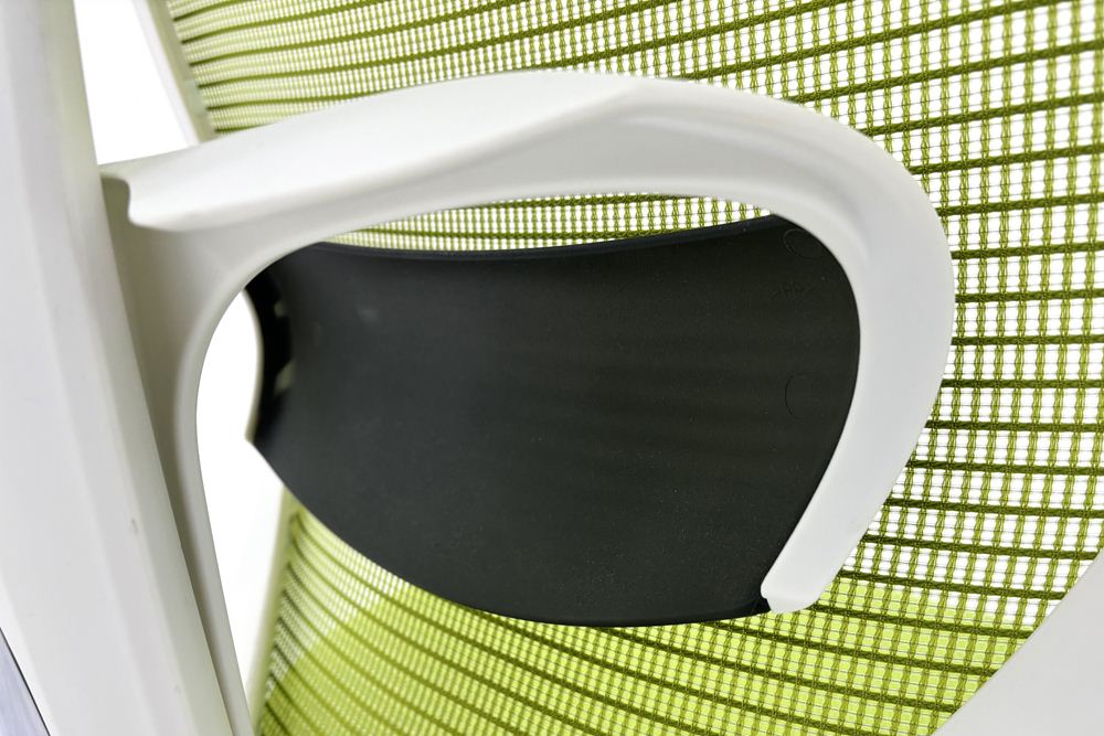 サブリナチェア 中古 オカムラ Sabrina 2018年製 ハイバック 肘無 背メッシュ 中古オフィス家具 ライムグリーンの画像