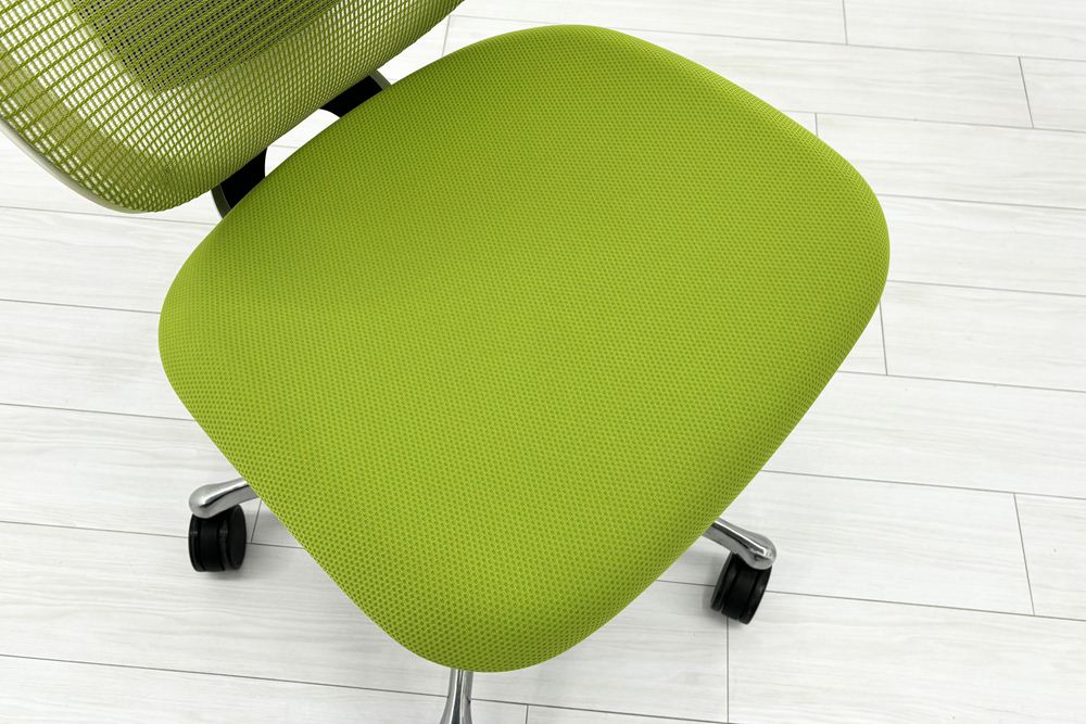 サブリナチェア 中古 オカムラ Sabrina 2018年製 ハイバック 肘無 背メッシュ 中古オフィス家具 C834BY-FSY5 ライムグリーンの画像
