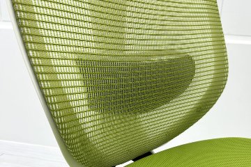 サブリナチェア 中古 オカムラ Sabrina 2018年製 ハイバック 肘無 背メッシュ 中古オフィス家具 C834BY-FSY5 ライムグリーンの画像