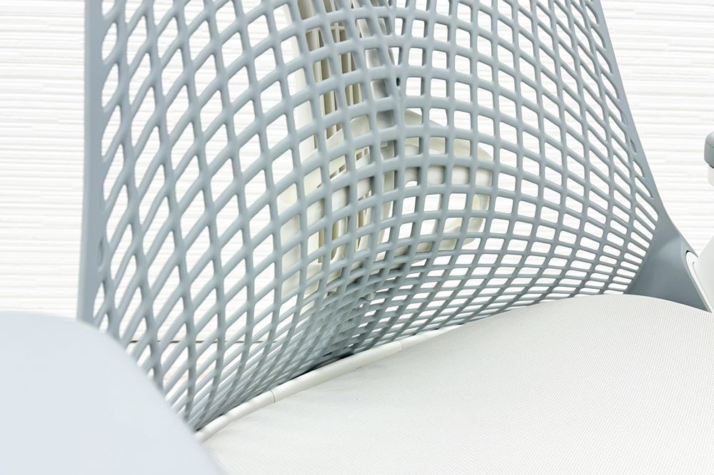 【未開封未使用品】 ハーマンミラー セイルチェア ミドルバック 中古 Herman Miller 中古オフィス家具 フルアジャスタブルアーム ランバーサポート グレーの画像