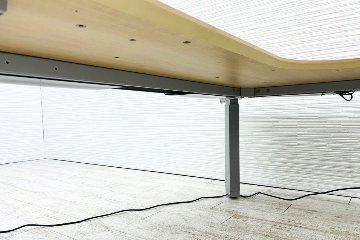 オカムラ スイフト 電動昇降デスク 中古 L型デスク 1550×1550 L字デスク Ｌ字机 昇降机 中古オフィス家具 上下昇降机の画像