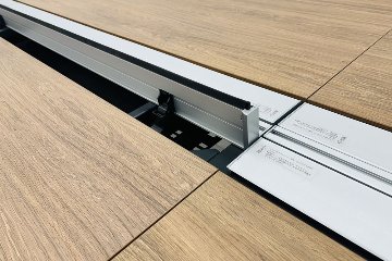 コクヨ フリーアドレス サイビ 中古 【両面3連6枚セット】 1400×3 KOKUYO SAIBI 中古オフィス家具 4200/1430/720の画像