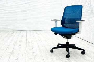 コクヨ シロッコチェア 中古 2017年製 Scirocco(シロッコ)シリーズ 可動肘 KOKUYO 中古オフィス家具 ターコイズブルーの画像