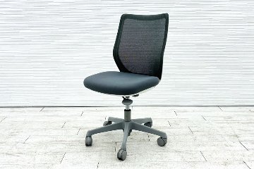 オカムラ CG-Mチェア 中古 2017年製 クッション 肘無 OKAMURA CG-M 中古オフィス家具 グレーの画像