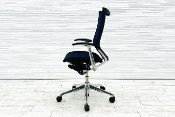 オカムラ バロンチェア ハイバックメッシュ 中古 OKAMURA Baron 中古オフィス家具 固定肘 座メッシュ デザインアーム ダークブルーの画像