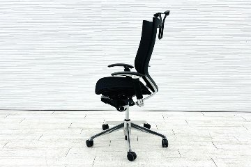 オカムラ バロンチェア 中古 2019年製 OKAMURA Baron ブラック 可動肘 ハイバック ポリッシュフレーム 中古オフィス家具 メッシュの画像