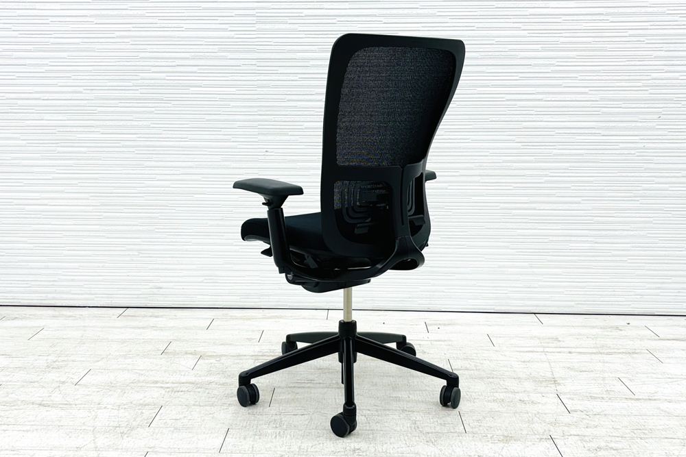 ヘイワース ゾディチェア 中古 HAWORTH ゾディ 上下可動肘 ランバーサポート 中古オフィス家具 ブラック系の画像