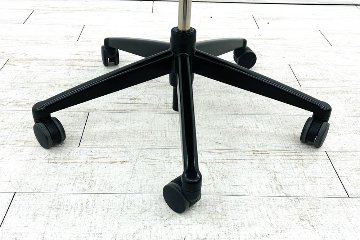 ヘイワース ゾディチェア 中古 HAWORTH ゾディ 上下可動肘 ランバーサポート 中古オフィス家具 ブラック系の画像