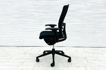 ヘイワース ゾディチェア 中古 HAWORTH ゾディ 上下可動肘 ランバーサポート 中古オフィス家具 ブラック系の画像