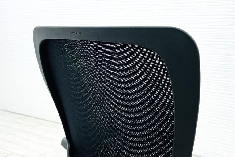 ヘイワース ゾディチェア 中古 HAWORTH ゾディ 上下可動肘 中古オフィス家具 ブラック系の画像
