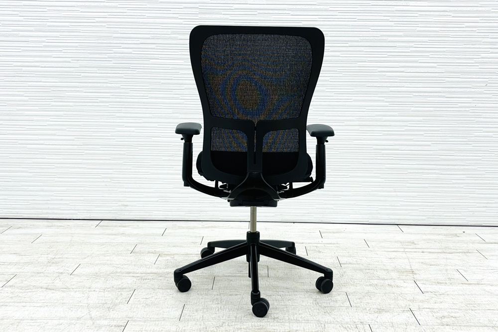 ヘイワース ゾディチェア 中古 HAWORTH ゾディ 上下可動肘 中古オフィス家具 ブラック系の画像