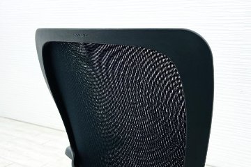 ヘイワース ゾディチェア 中古 HAWORTH ゾディ 上下可動肘 中古オフィス家具 ブラック系の画像