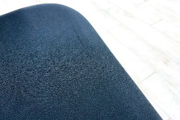 ヘイワース ゾディチェア 中古 HAWORTH ゾディ 上下可動肘 中古オフィス家具 ブラック系の画像