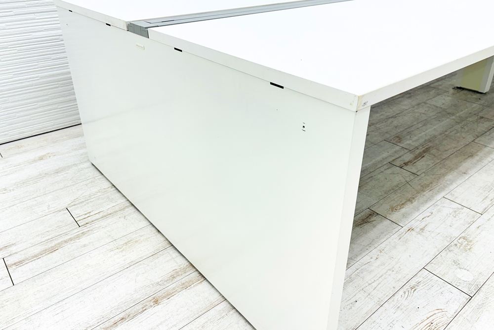 オカムラ フリーウェイ フリーアドレス 中古 幅4800mm 【両面2連4枚セット】 2400天板 中古オフィス家具 ホワイト 4800/1400/720の画像