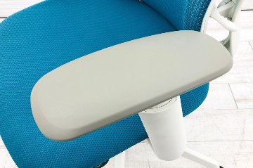 オカムラ シルフィーチェア 中古 2017年製 ハイバック 可動肘 Sylphy 中古オフィス家具 C685XW ブルーグリーンの画像