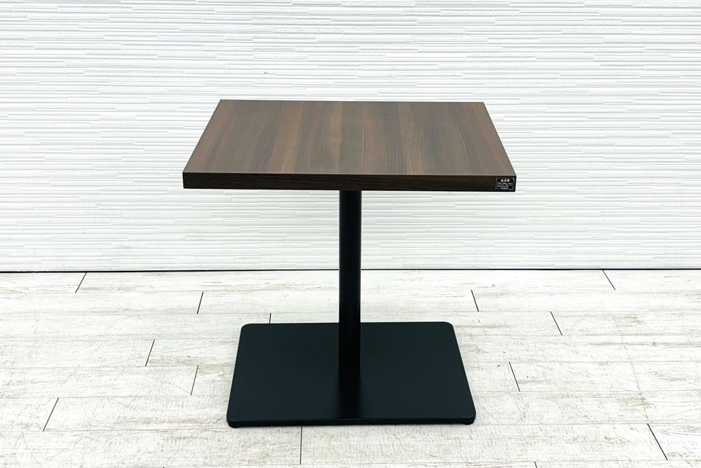オカムラ Alt Piazza(アルトピアッツァ)シリーズ 中古 ミーティングテーブル 休憩室用テーブル カフェテーブル 中古オフィス家具 750/600/720の画像