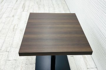 オカムラ Alt Piazza(アルトピアッツァ)シリーズ 中古 ミーティングテーブル 休憩室用テーブル カフェテーブル 中古オフィス家具 750/600/720の画像