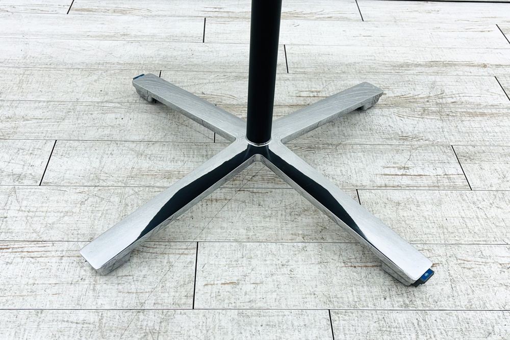 コクヨ デイズオフィス フリップトップ flip top 中古 休憩室用テーブル ミーティングテーブル 中古オフィス家具 800/800/720の画像