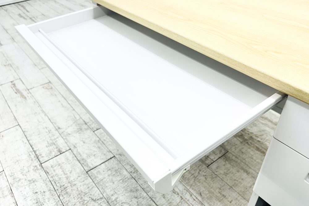 新品デスク 新品机 片袖机 片袖デスク スチールデスク 事務机 オフィスデスク 中古オフィス家具 1200/700/700 NA/WH/WHの画像