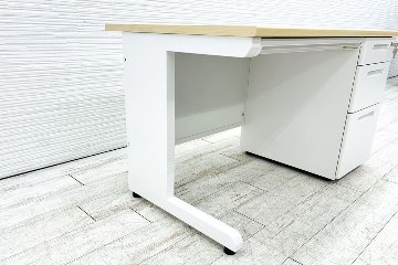 新品デスク 新品机 片袖机 片袖デスク スチールデスク 事務机 オフィスデスク 中古オフィス家具 1200/700/700 NA/WH/WHの画像