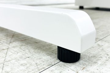 新品デスク 新品机 片袖机 片袖デスク スチールデスク 事務机 オフィスデスク 中古オフィス家具 1200/700/700 NA/WH/WHの画像