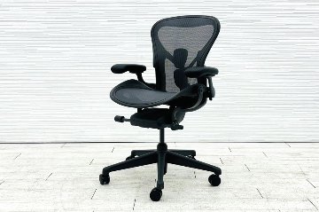 【未開封未使用品】 ハーマンミラー アーロンチェア リマスタード Aサイズ フル装備 中古 Herman Miller Aeron Chairs 中古オフィス家具 グラファイトの画像