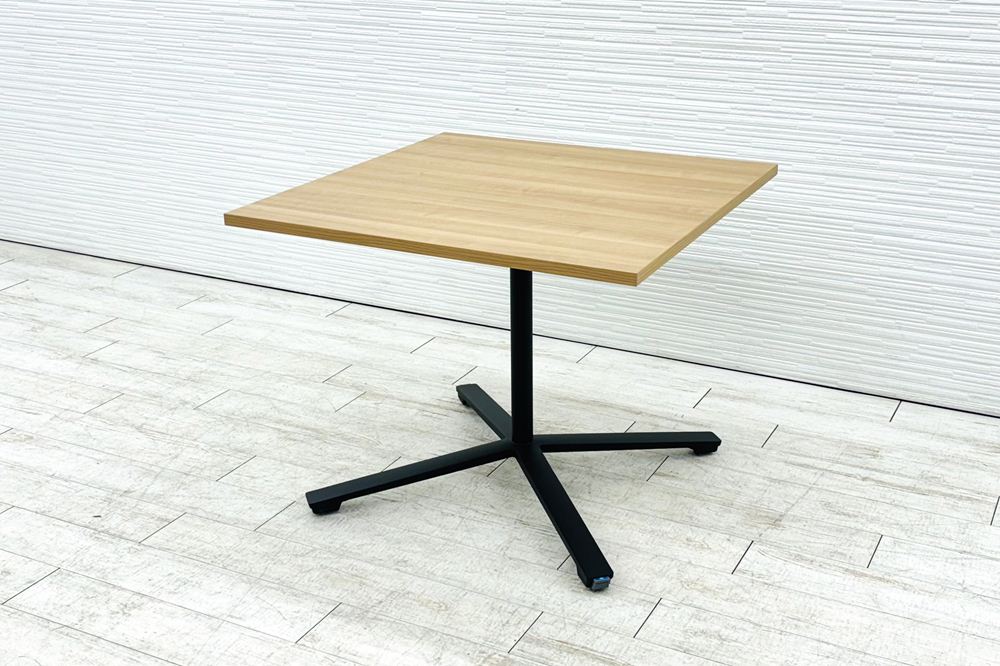 コクヨ ビエナ カフェテーブル 中古 ミーティングテーブル 角テーブル 幅900 中古オフィス家具 キャスター脚 900/900/720の画像
