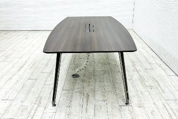 オカムラ プリシード 中古 小型会議テーブル 幅2400 ミーティングテーブル 会議机 中古オフィス家具 舟形天板 2400/1200/720の画像