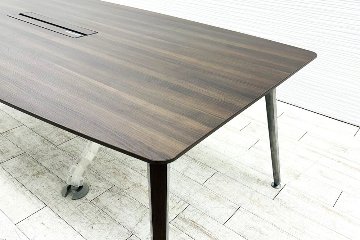 オカムラ プリシード 中古 小型会議テーブル 幅2400 ミーティングテーブル 会議机 中古オフィス家具 舟形天板 2400/1200/720の画像