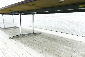オカムラ ラティオ 中古 舟形 大型会議テーブル 幅4000 ミーティングテーブル 会議机 中古オフィス家具 4000/1400/720の画像