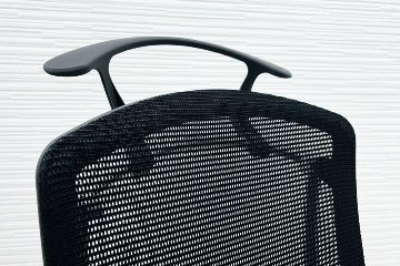 コンテッサチェア オカムラ 中古 OKAMURA Contessa メッシュ 可動肘 中古オフィス家具 高機能チェア ブラックの画像