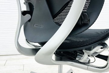 コンテッサチェア オカムラ 中古 OKAMURA Contessa メッシュ 可動肘 中古オフィス家具 高機能チェア ブラックの画像