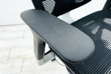 コンテッサチェア オカムラ 中古 OKAMURA Contessa メッシュ 可動肘 中古オフィス家具 高機能チェア ブラックの画像
