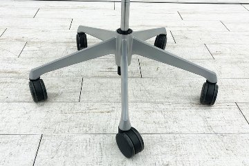 コンテッサチェア オカムラ 中古 OKAMURA Contessa メッシュ 可動肘 中古オフィス家具 高機能チェア ブラックの画像