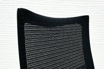 バロンチェア 中古 オカムラ OKAMURA Baron ブラック 可動肘 ハイバック ポリッシュフレーム 中古オフィス家具 メッシュの画像